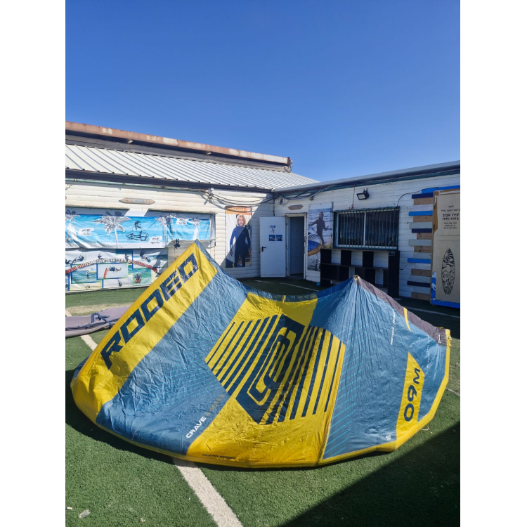 קייט משומש Ocean Rodeo Crave 2024 בגודל 9 מטר בצבע צהוב-כחול