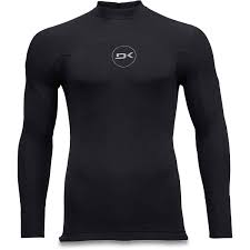 חולצת גלישה שחורה לגברים Dakine Mission 1 מ"מ עם שרוול ארוך ולוגו במרכז החזה